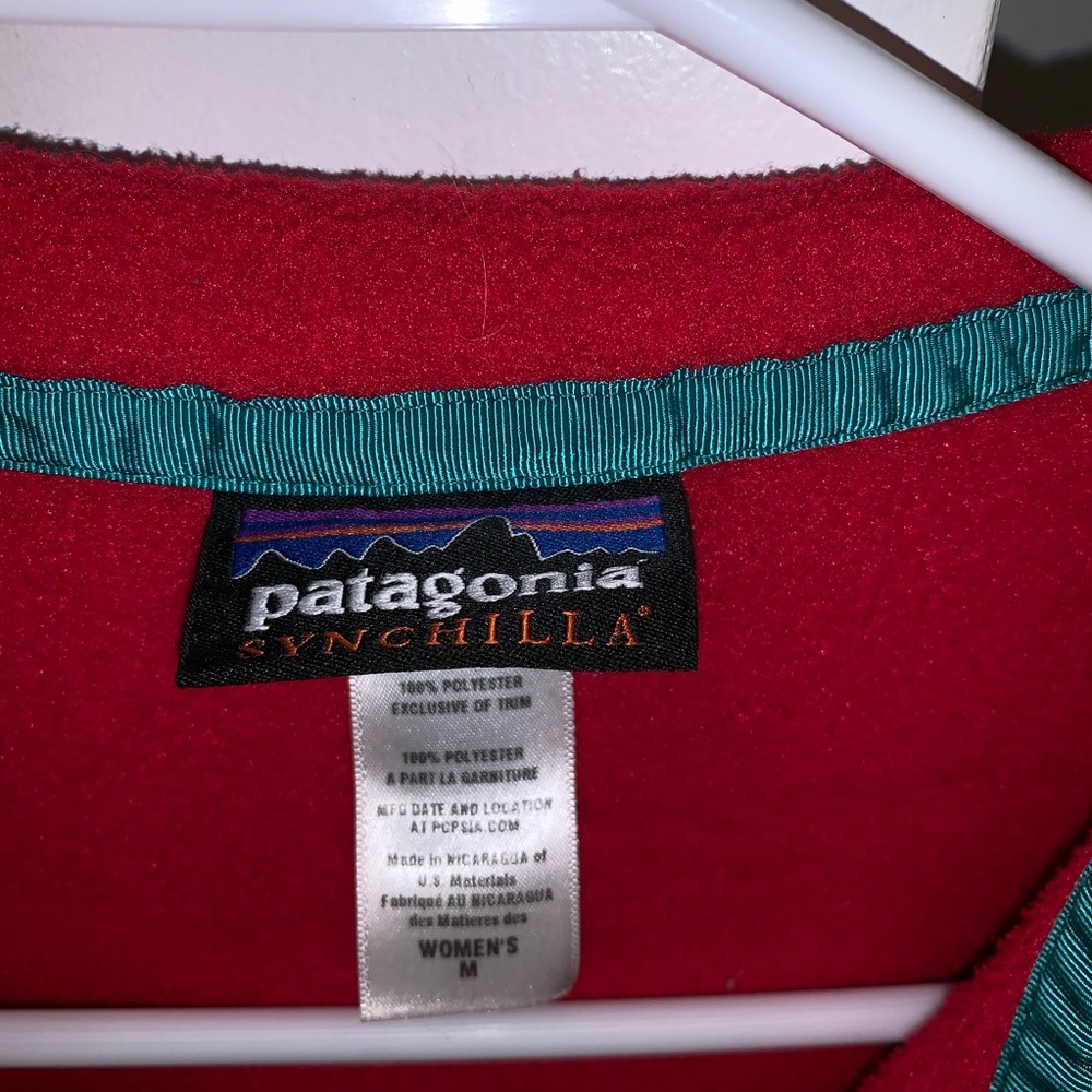 Patagonia Women’s Snap T Fleece Pullover - Picture 2 of 3